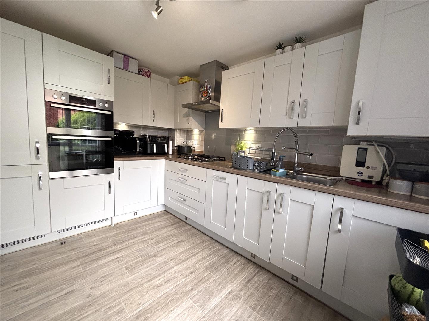3 bed property in Terle Bank, Bedford